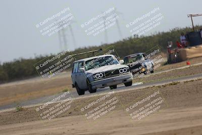 media/Oct-01-2022-24 Hours of Lemons (Sat) [[0fb1f7cfb1]]/1pm (Bus Stop)/